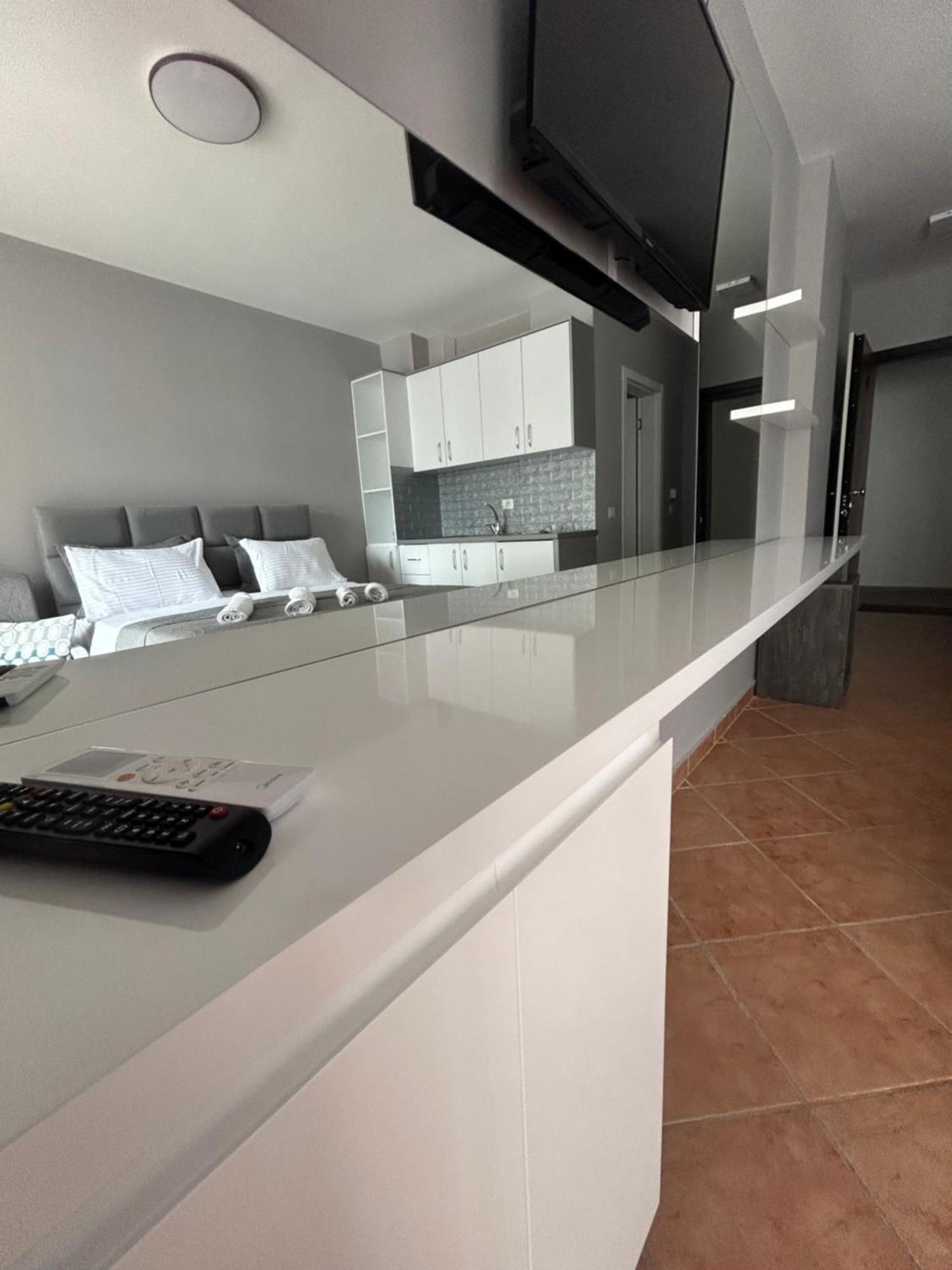 Apartament Raci Shengjin Ngoại thất bức ảnh