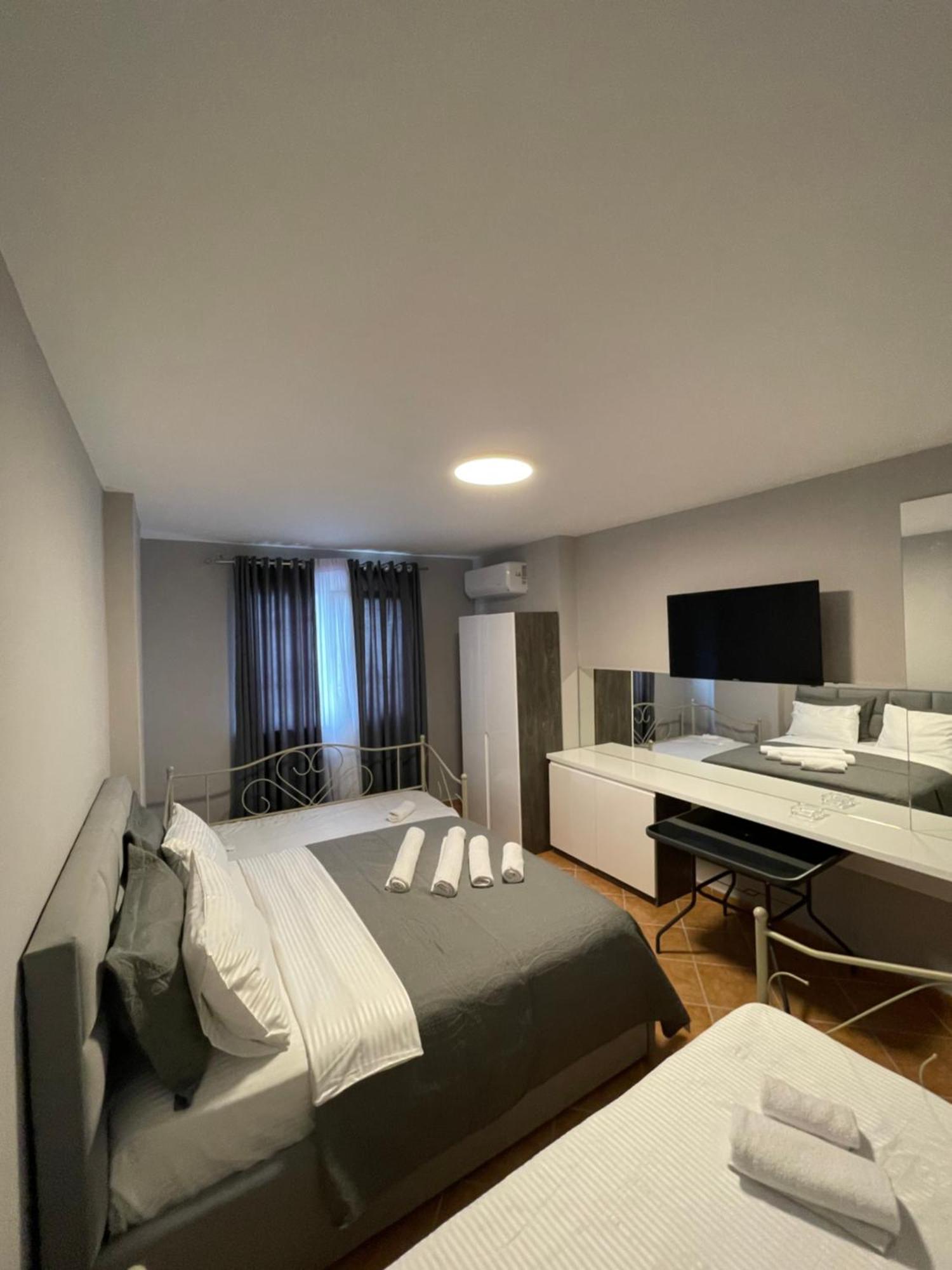 Apartament Raci Shengjin Ngoại thất bức ảnh